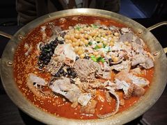 -张翻越·川渝冒菜·武汉黑鸭煲(城北万象城店)