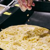 一人吃两个乐凯撒 pizza？单身汪哭泣❌狂喜⭕️