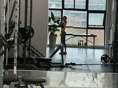 -乐刻健身(汇德隆购物中心店)