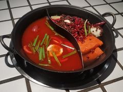 -贰回巷火锅馆(钟楼店)