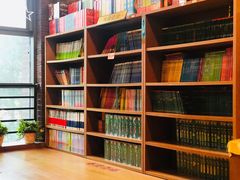 -外研书店(北京外国语大学西校区北外国际大厦店)