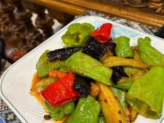 虎皮辣椒烧茄子-新疆伊宁远征餐厅