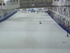-乔波室内滑雪场