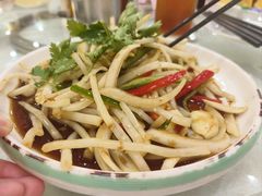 -口衣记鸡饭店