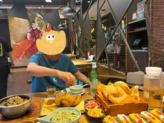 -金牌老碗时尚陕菜(王府井百货店)