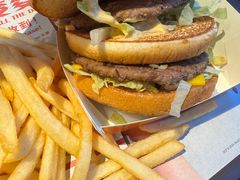 -麦当劳(黑沙环中街店)