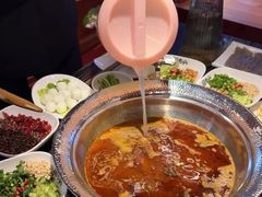 -老船舫·现做活鲜鱼馆(东郊记忆店)