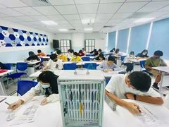 -新航道雅思托福·留学·考研培训(人民广场校区)
