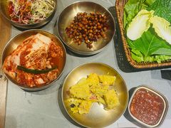 -草家酱蟹炭火烤肉店(珲春南路一店)