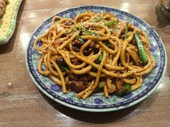 攒劲的干煸炒面-清真·玛丽亚新疆菜主题餐厅(浙江中路店)