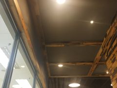 靠窗位-星巴克臻选(青岛麦凯乐分店)