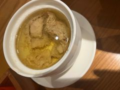 山泉水炖土猪汤-话梅·客家小厨(东门店)