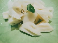 -湖畔鲁菜·二十年老字号餐厅(大明湖店)