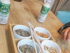 -愉肴麻辣香锅(中山路店)