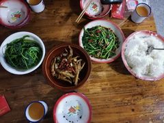 -老三样·美食研究中心(世贸路店)