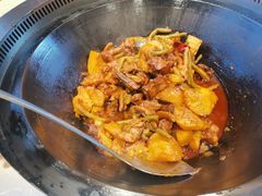 -山里屯铁锅炖·东北菜(康桥店)
