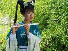 -九月鹰飞汉服摄影工作室