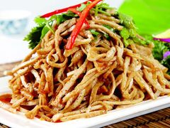 干豆腐丝拌圆葱-老湖南湘土菜馆(普阳街店)