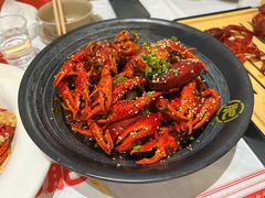 -肥肥虾庄·金牌油焖大虾(汉口城市广场店)