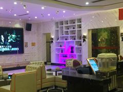 -皇马纯KTV·量贩·聚会(民治店)