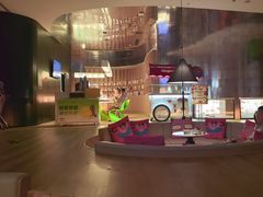 -涨巢·潮玩水疗局