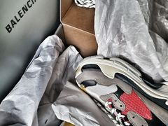 -BALENCIAGA(比斯特苏州购物村店)