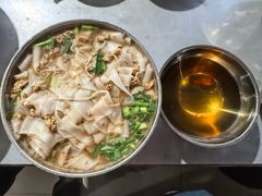 -正宗杨记普洱酸醋米线(总店)