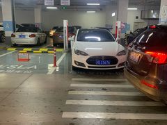 -大融城-停车场