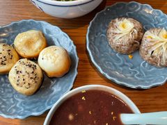 -鑫震源·苏式大虾生煎(山塘街店)