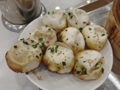 -老西白点心店