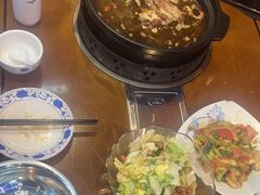 -亿诣蝎府炸酱面羊蝎子火锅(酷车小镇店)