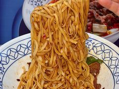 -李与白包子铺(桐梓林店)