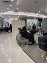 -八佰伴8008星级形象店