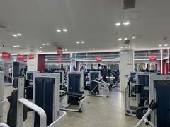 -英派斯健身旗舰店(海信国际中心馆)