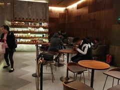 -星巴克臻选(南京艾尚天地店)