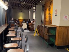 -星巴克(西藏路店)