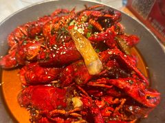 -巴厘龙虾·榜首油焖大虾(音乐学院·沿江酒馆店)
