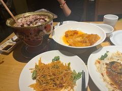-关东小磨东北菜(上海长风大悦城店)