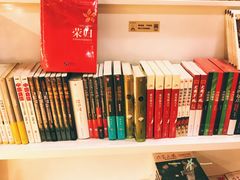 零售区-新华里咖啡书吧(新华书店小寨店)