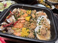 -魏铭鱼头捞饭(晋阳路店)