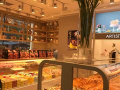 面包甜点陈列柜-好利来(十里河店)