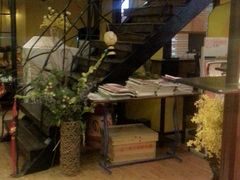 -蜜蜂家的红茶馆(华府店)