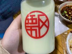 豆浆-人和水上飘(第一家店)