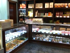 面包甜点陈列柜-功德林(南京西路店)