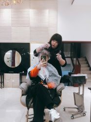 -Hello Lady发型设计