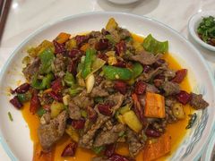 -犇逸·乐山跷脚牛肉·四川现炒(览海店)