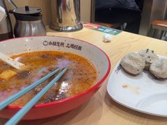 -小杨生煎(浦江欢乐颂店)