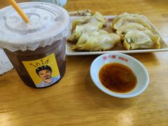 -小姜锅贴(凤凰街店)