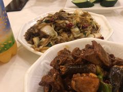 -皖北巫氏三胖地锅鸡(长淮总店)