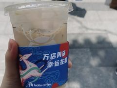 -瑞幸咖啡(梅花园地铁站店)